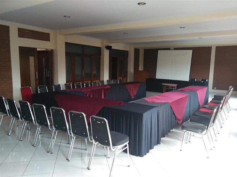 Bukit Alamanda Resort Garut Esterno foto