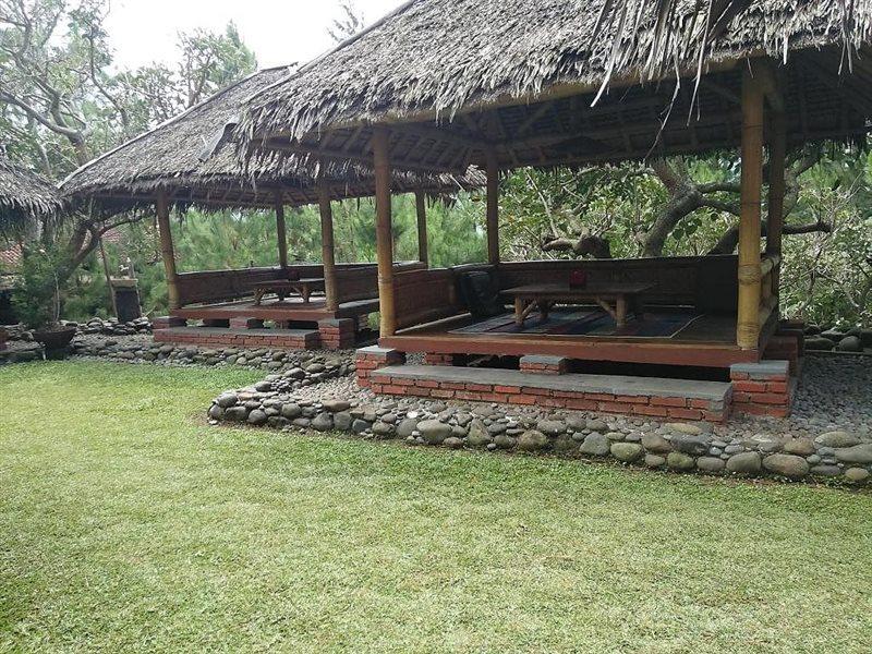 Bukit Alamanda Resort Garut Esterno foto