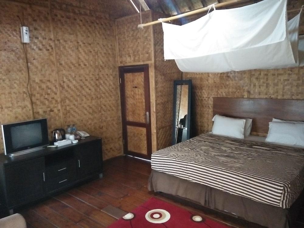 Bukit Alamanda Resort Garut Esterno foto